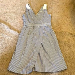 Banana republic seersucker dress
